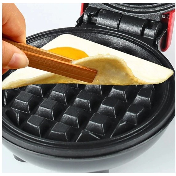 Mini máquina de waffles bivolt — detalhe do produto